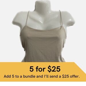 ❤️ Gaze basic cropped tank.
CLEARANCE 5 for $25